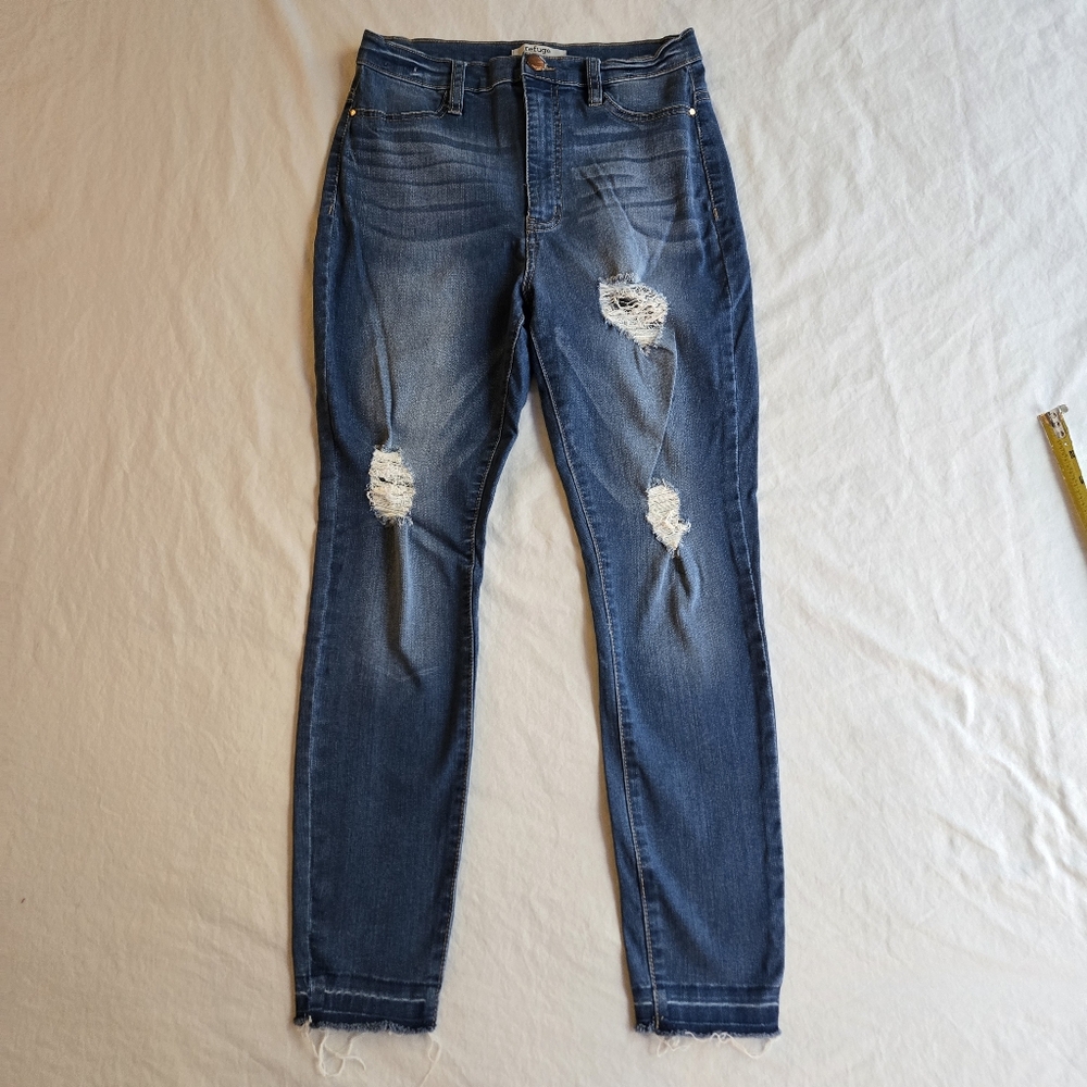Refuge High Rise Skinny Leg Distressed Jeans Raw Hem